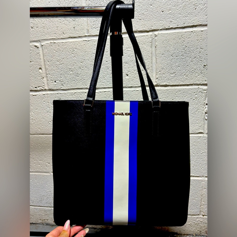 MK shoulder bag!